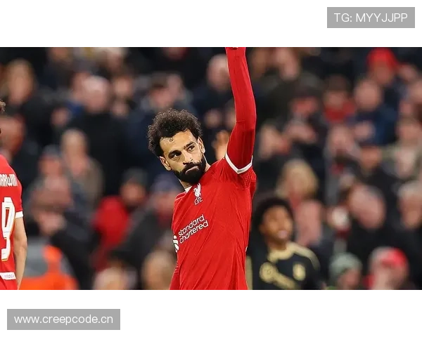 萨拉赫与C罗边锋时期进攻模式差异解析 萨拉赫与C罗边锋时期进攻模式差异解析